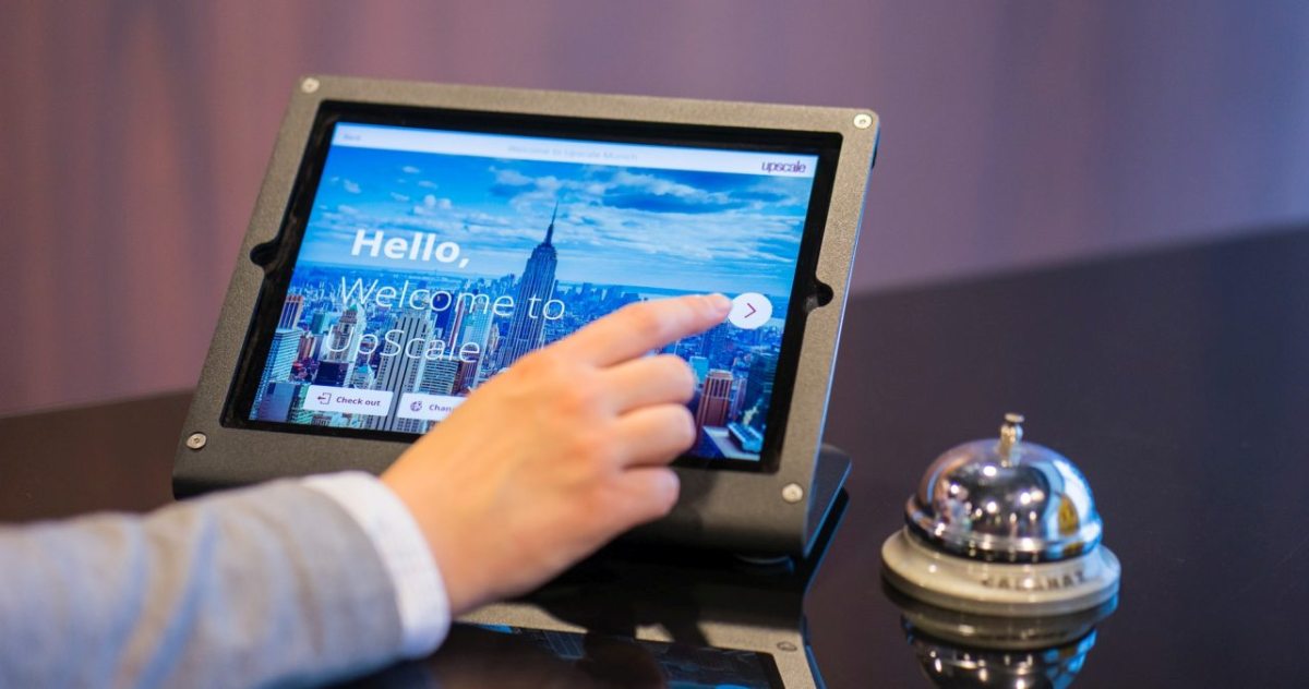 Digital contactless checkin in hotels safe