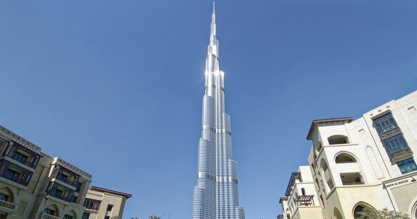 Hotels near the Burj Khalifa skyscraper in Dubai